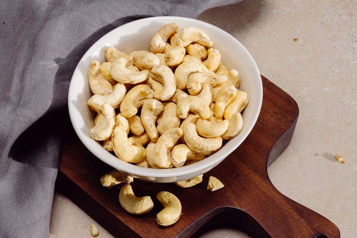 Cashews
