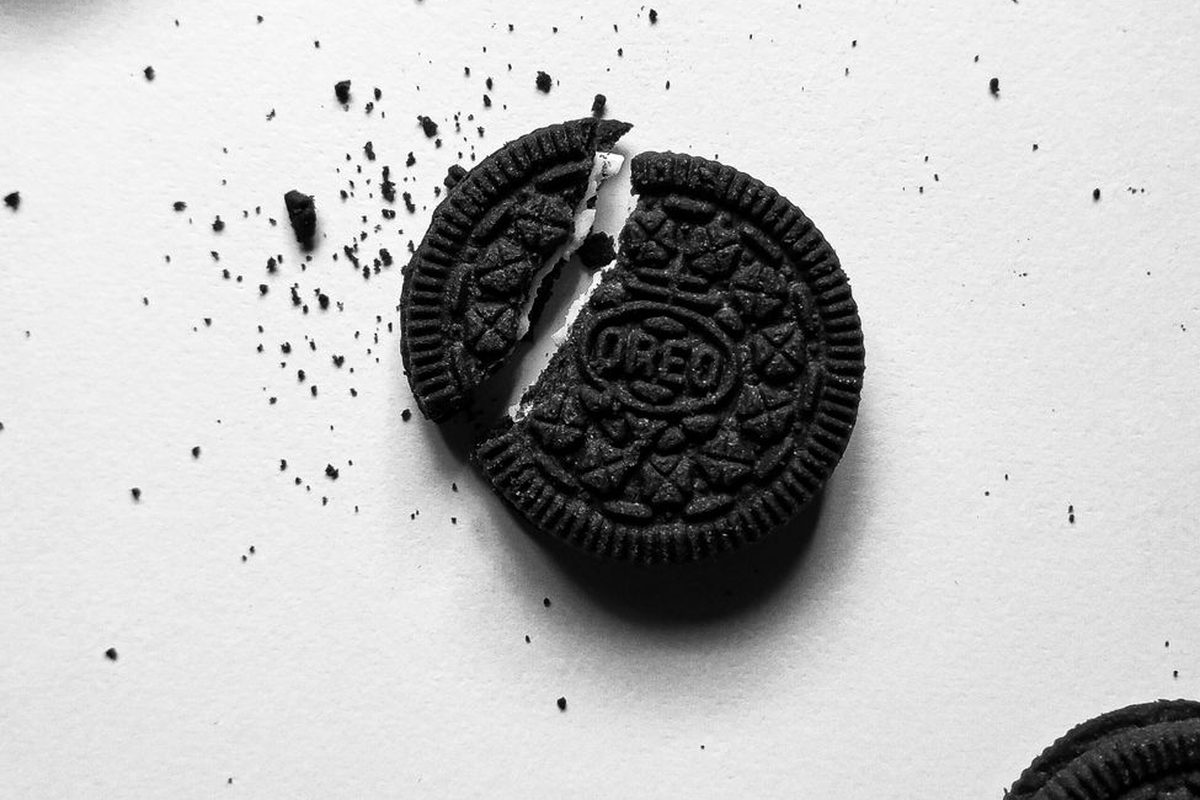 Cookie crumbs