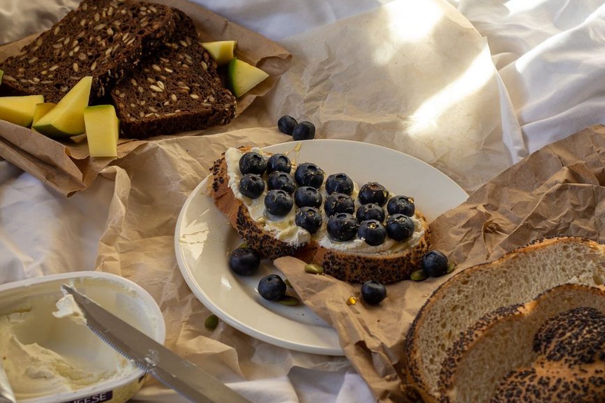 Whole grain bread